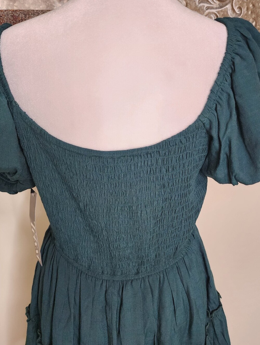 NWT Trixxi Emerald Green Milkmaid Puff-Sleeve Lace Up Tiered Mini Dress Large - Picture 9 of 11